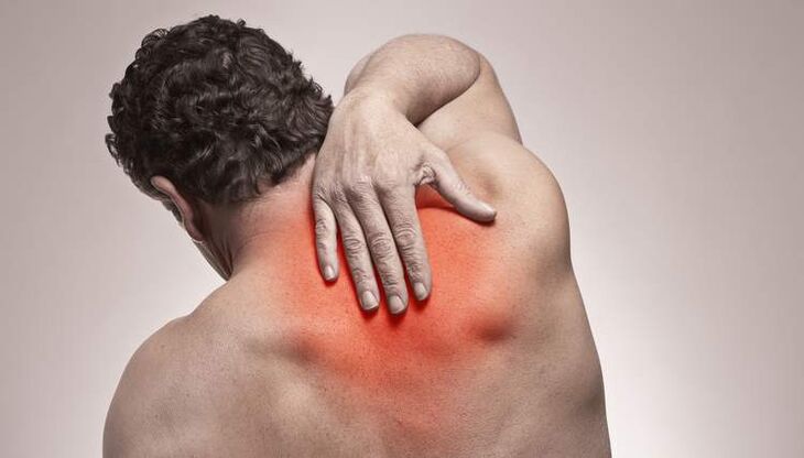 back pain in the shoulder blade