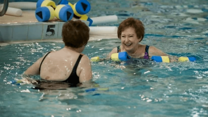 The swimming pool is recommended to everyone and always
